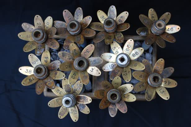 Brass Flower Set