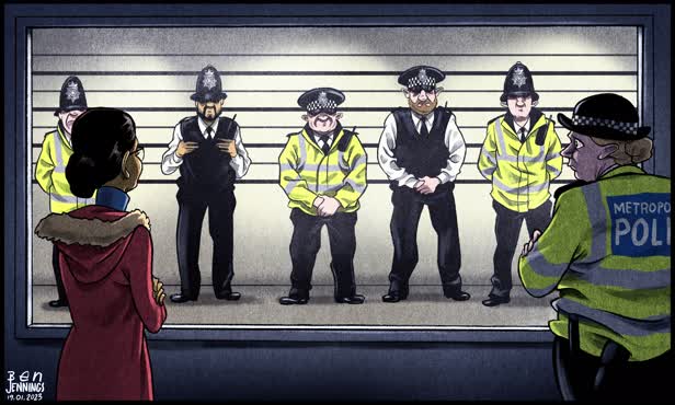 Police Lineup / The Guardian
