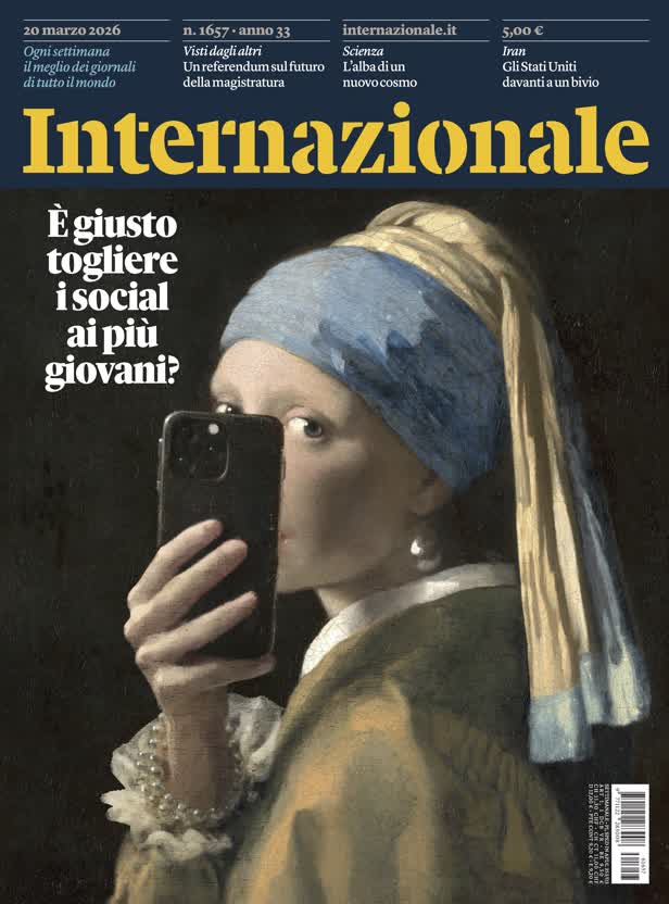 Social media and children / Internazionale Magazine