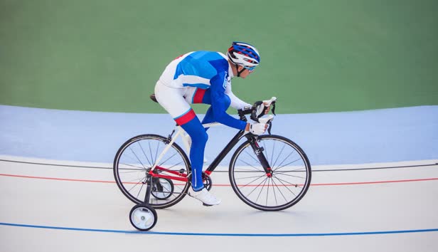 Cyclist / The Guardian