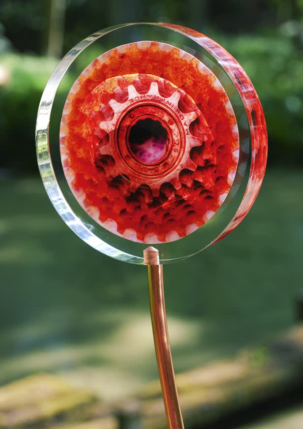 Resin Flowers Hannah Peschar Sculpture Garden 3